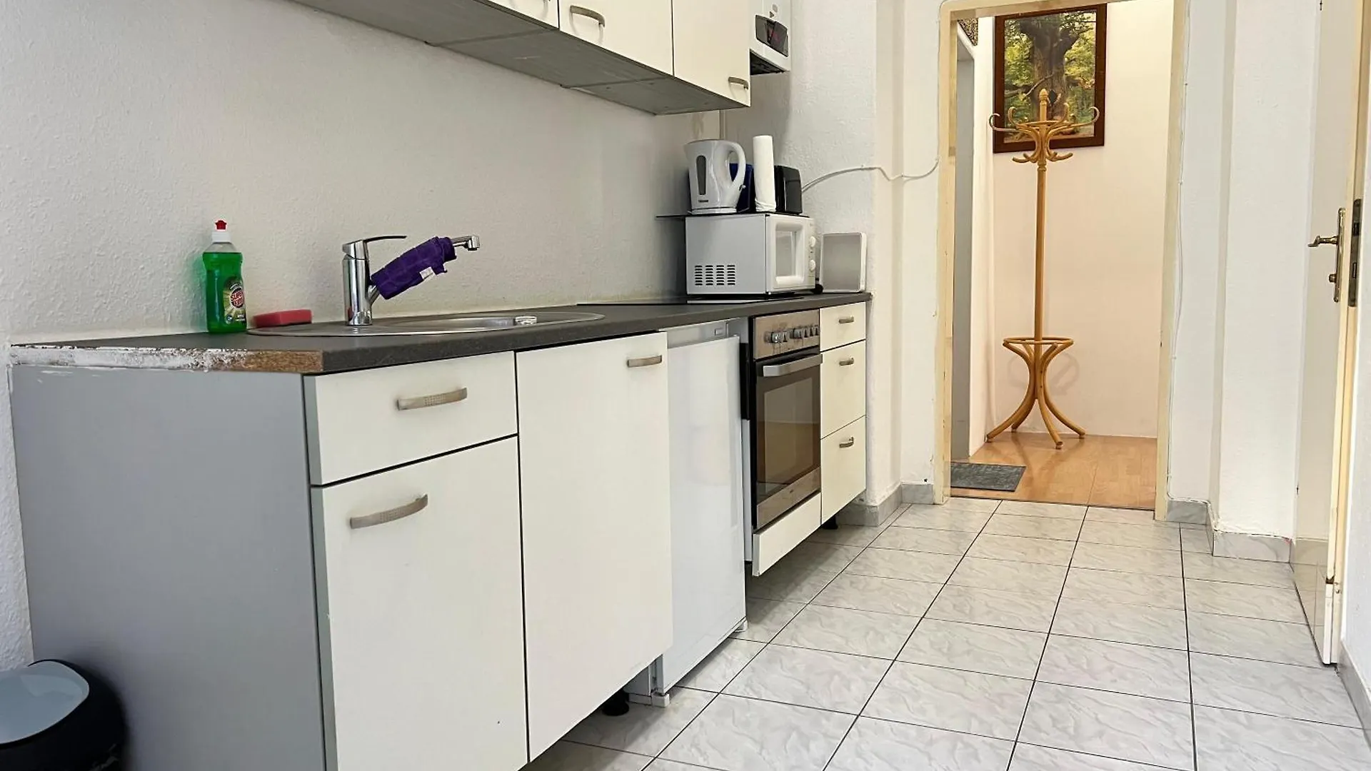 Affordable 3Br Apt. Near Meidling Station Διαμέρισμα Βιέννη