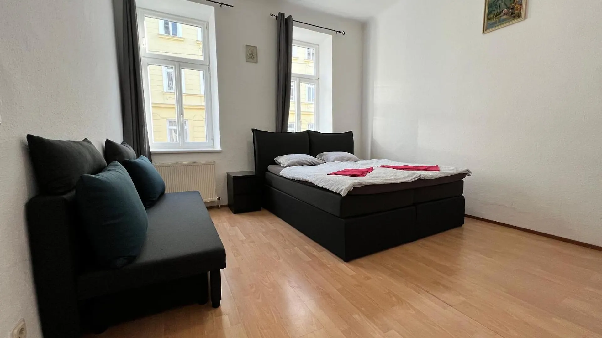 Affordable 3Br Apt. Near Meidling Station Διαμέρισμα Βιέννη