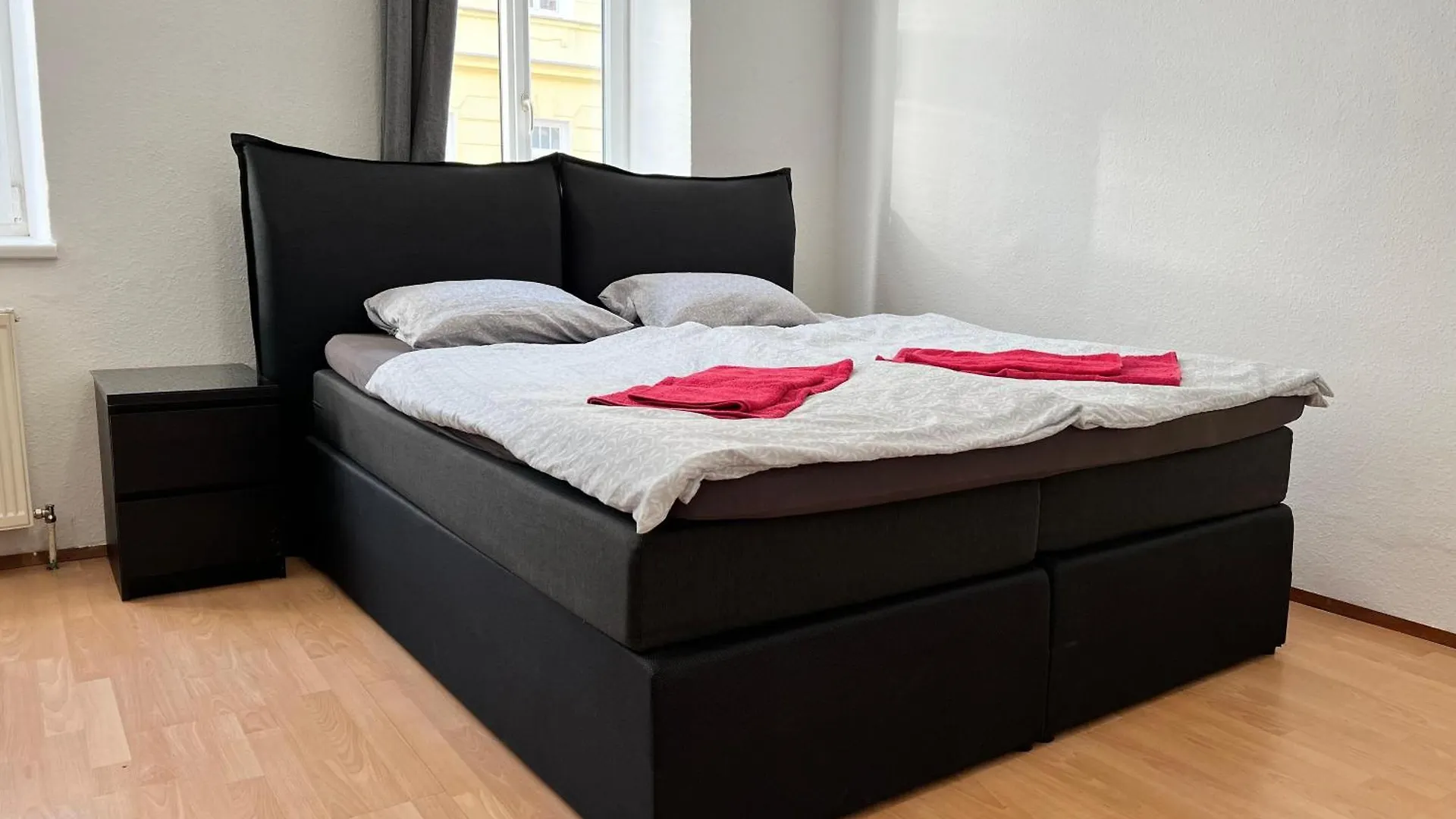 Επικοινωνία με το Affordable 3Br Apt. Near Meidling Station